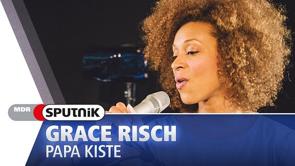 Grace Risch "Papakiste"