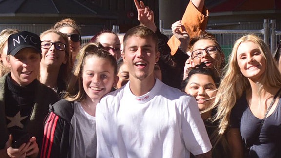 Justin Bieber mit Fans in Sydney/Australien