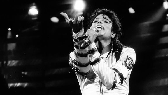 Michael Jackson während eines Konzerts