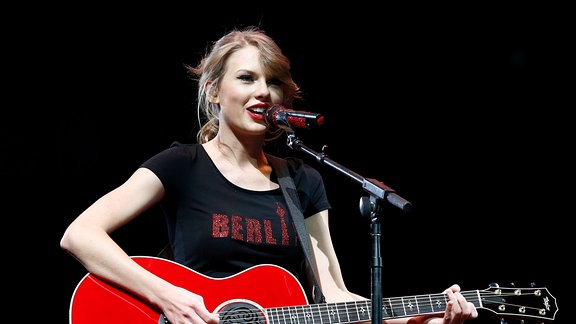 Taylor Swift während ihrer Red Tour Show in Berlin, 2014 O2 World