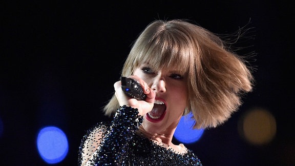 Taylor Swift, performt bei den 58. Grammys im Staples Center, 2016, L.A./USA