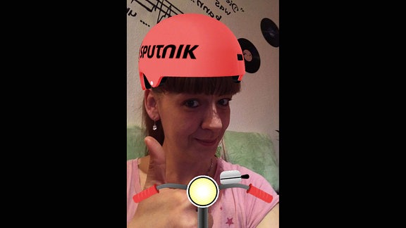 Martina mit virtuellem SPUTNIK Helm