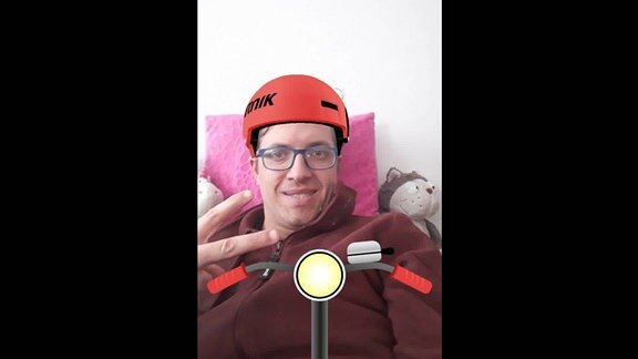Steffen mit dem virtuellen SPUTNIK Helm